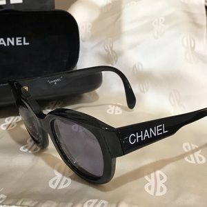 Vintage CHANEL black Sunglasses